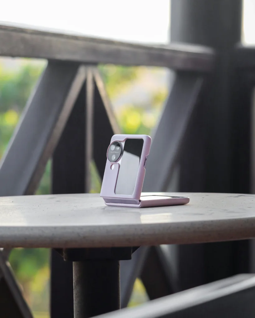 folding phones 